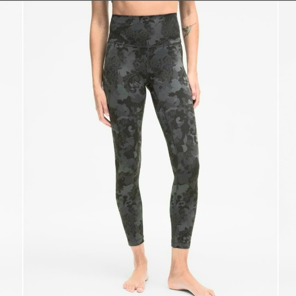Lululemon Align High-Rise Pant 24". Hidden Heritage Lace Black Multi. Nulu. 2. - Picture 12 of 12